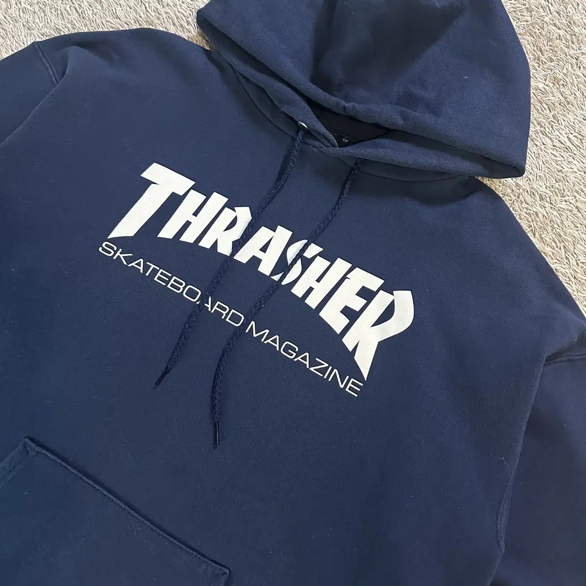 [M] 트레셔 THRASHER 메거진 로고 후드티 네이비