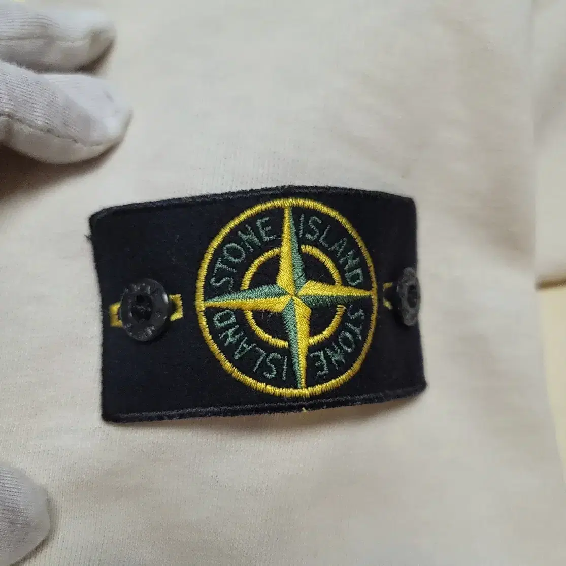 [정품] 스톤 아일랜드 Stoneisland 니트 맨투맨 M