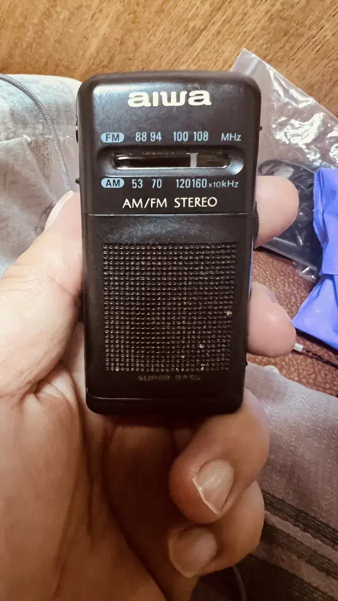 Aiwa am fm stereo 라디오 판매합니다