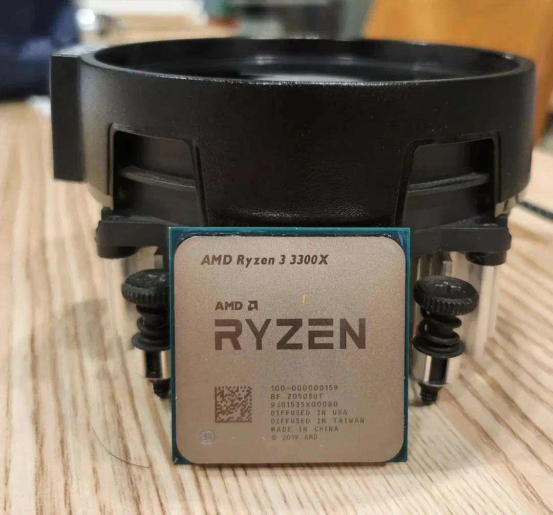 AMD RYZEN 3 3300X+기쿨