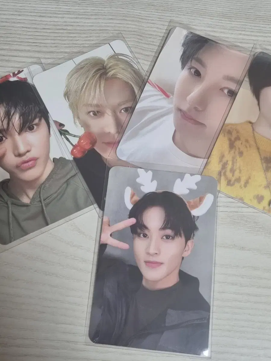 NCT Pink Christmas taeyong yuta renjun mark chenle bulk WTS