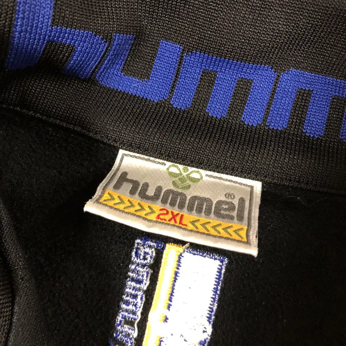 Hummel half zip-up  sweat. L