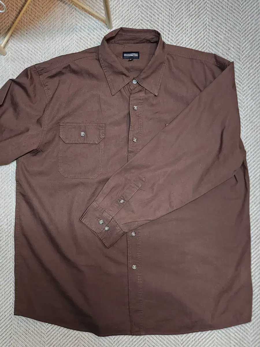 DAKOTA Brown Shirt 2XL Gadan70 Chancellor84