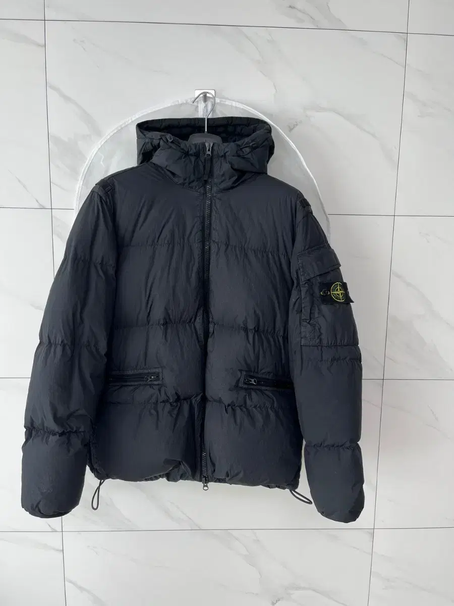 [S/Exchangeable] Stone Island Crinkle Labs Padded Size M