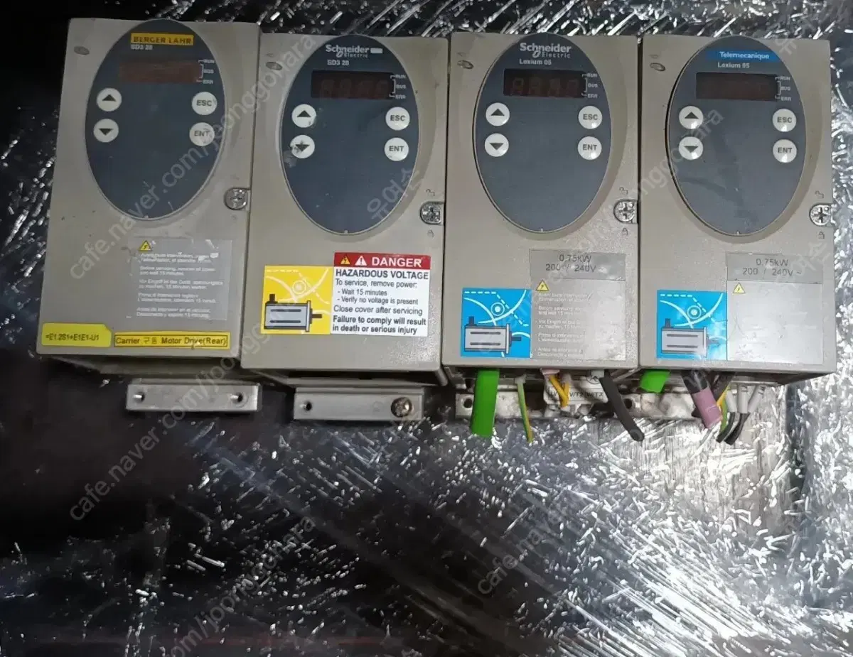 Schneider Electric SD328BU68S2모션서보드라이버