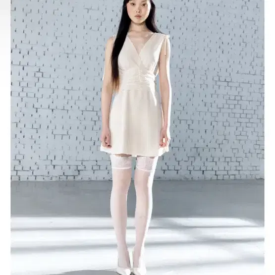 Glowny LINA SHIRRING DRESS (CREAM)