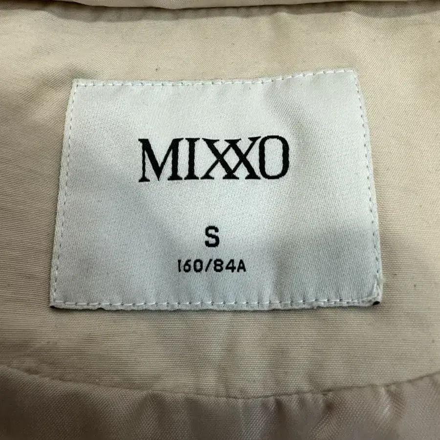 [S] MIXXO 미쏘 하이넥 푸퍼 숏 패딩 아이보리