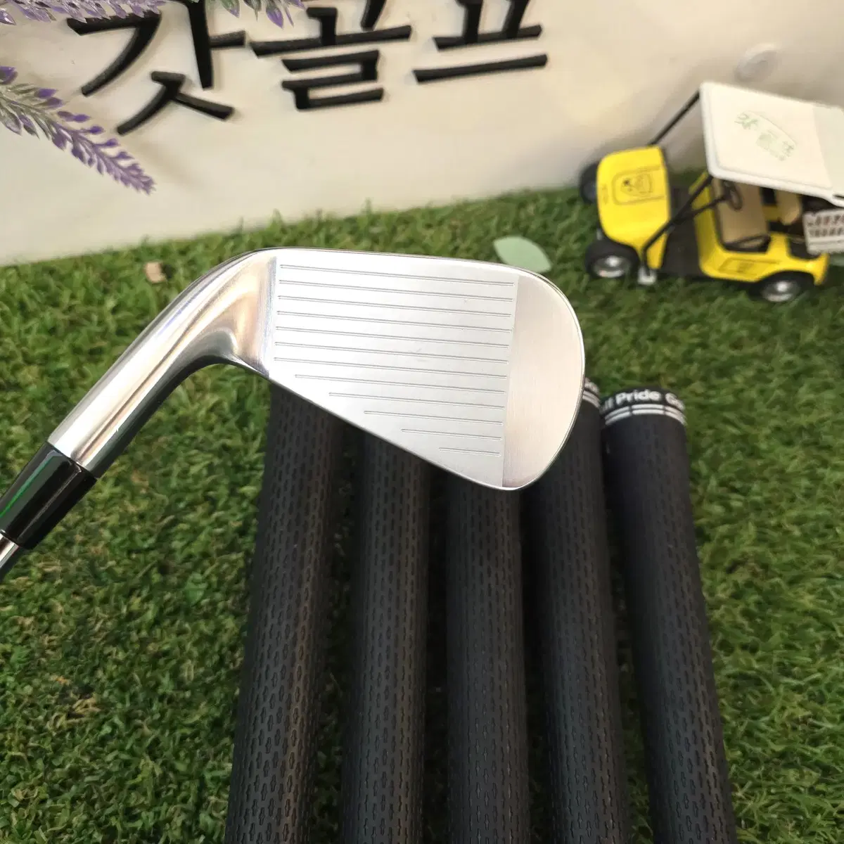 타이틀리스트 718 AP2 NSPRO MODUS3 TOUR105 R