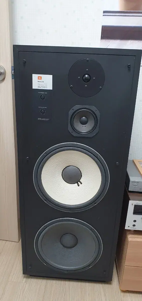 jbl L150