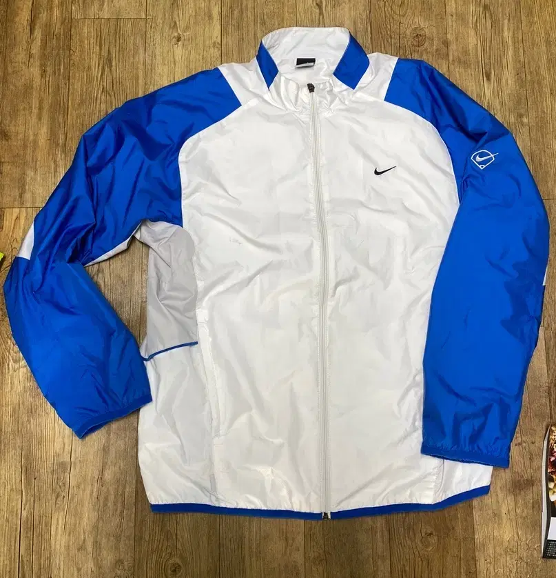 Nike Old School Vintage Windbreaker XL