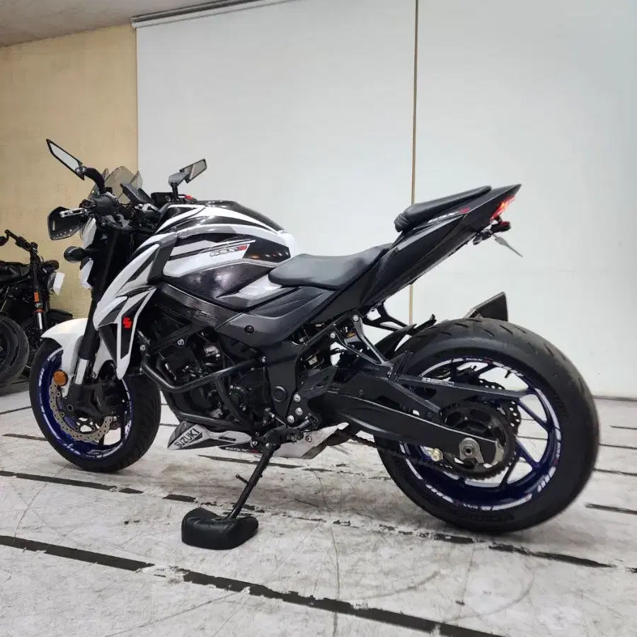 (스즈끼) GSX-S750 19년식 부산울산대전충북마산경기거제인천서울