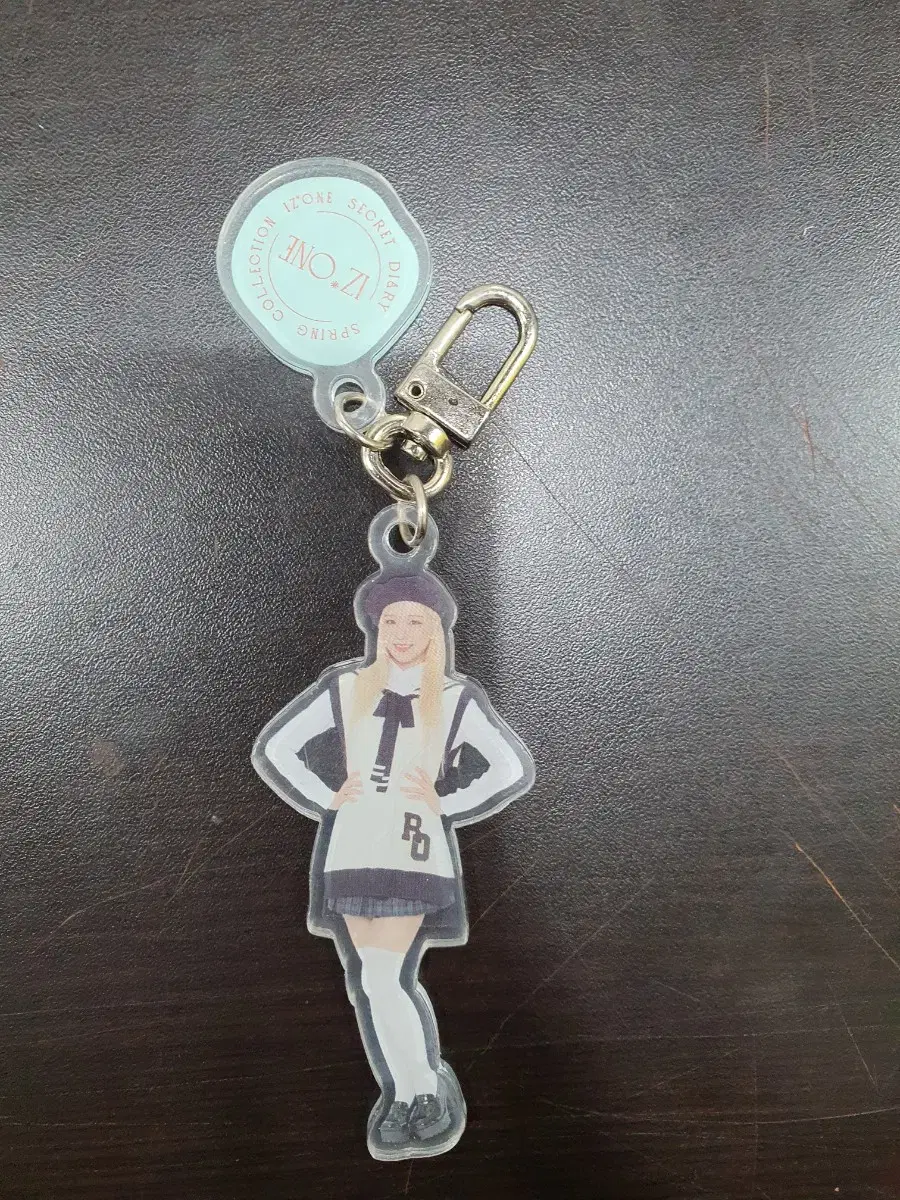 IZ*ONE Secret Diary keyring Yuri Cho