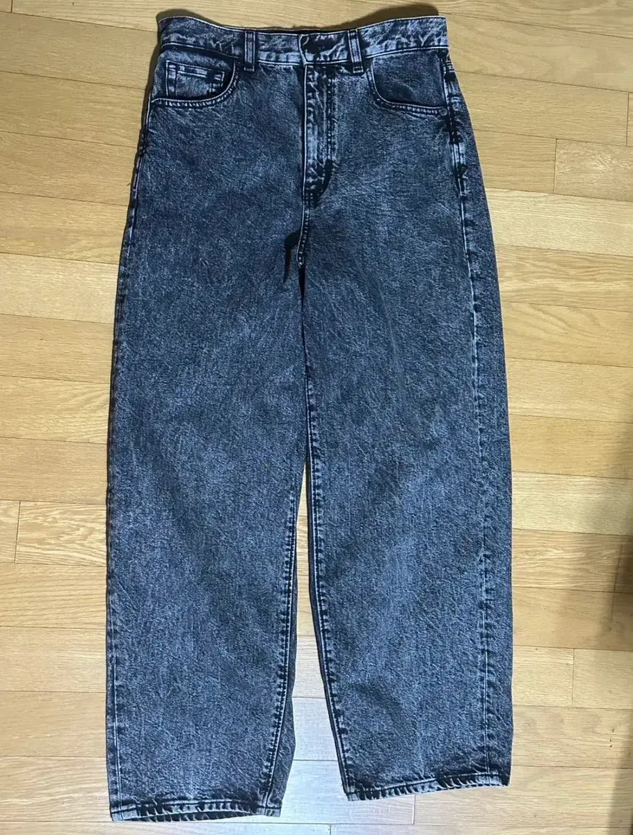 Denim pants