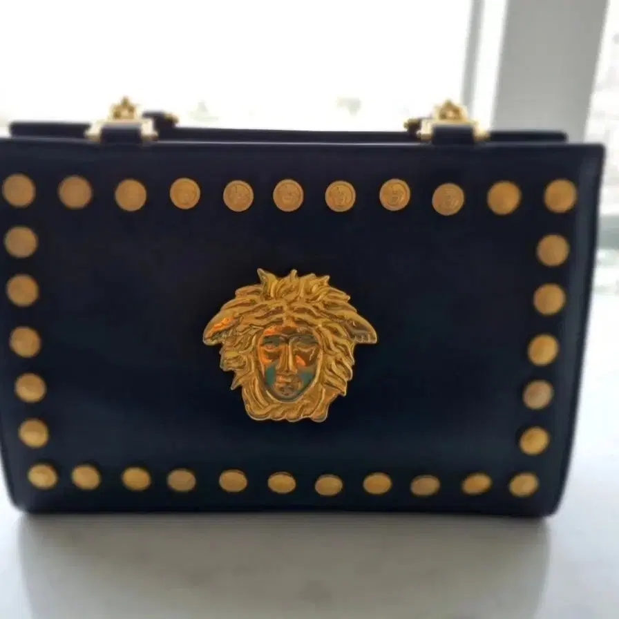 90's베르사체 메두사 골드체인 핸드백 GIANNI VERSACE BAG