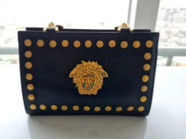 90's베르사체 메두사 골드체인 핸드백 GIANNI VERSACE BAG