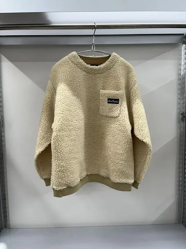 와일드띵스 - Fluffy Boa L/S Crew (Natural)