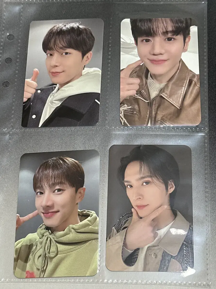 Highlight switch-on unreleased photocard