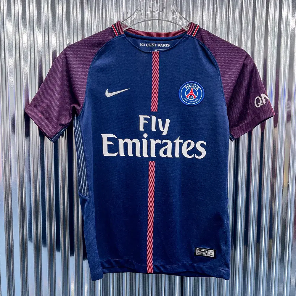 Nike Paris Saint-Germain Home Shirt 17-18 (Womens 44) AK549