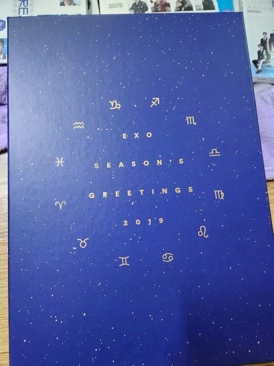 Exo album and Season's Greetings 2019