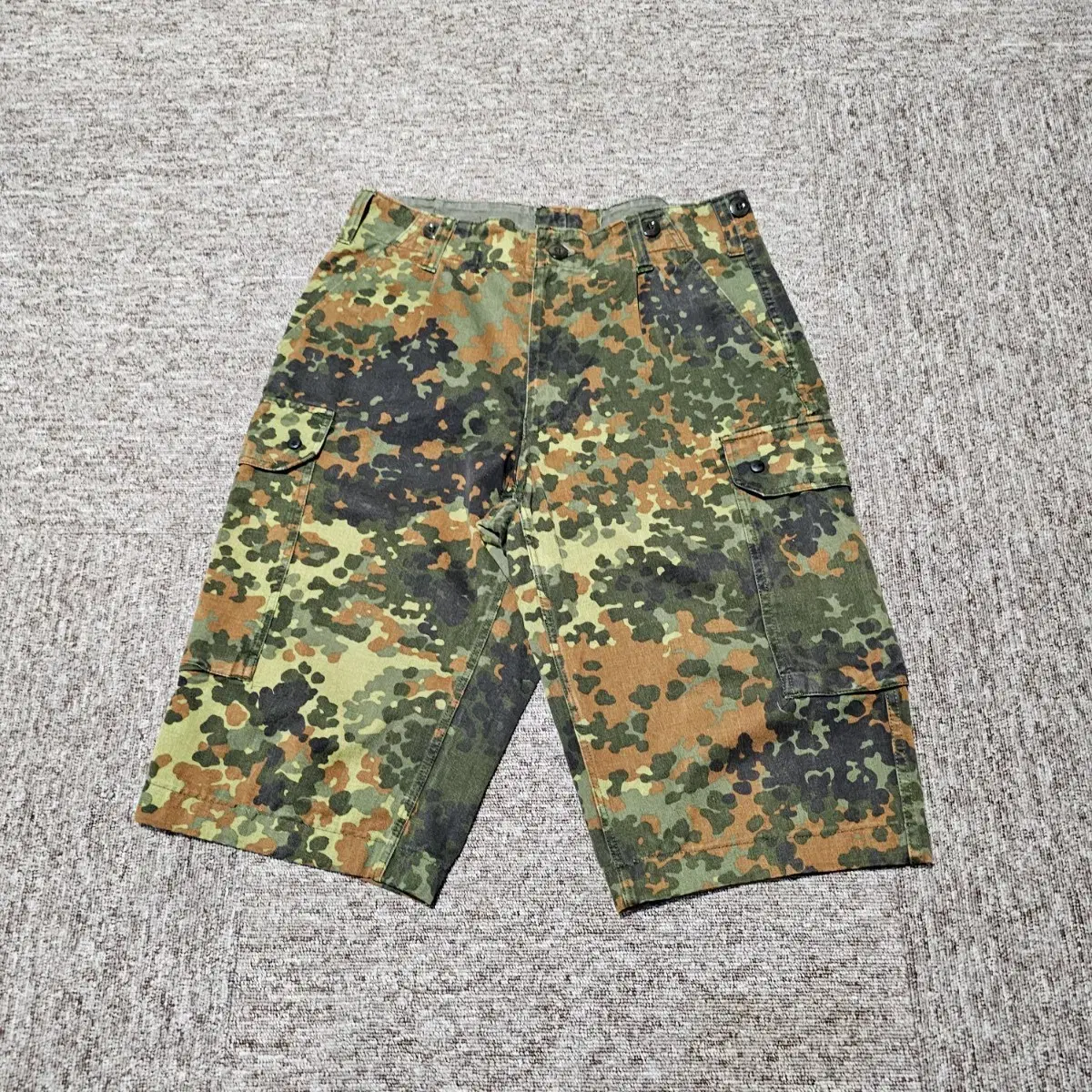 Flaktan Cargo Shorts