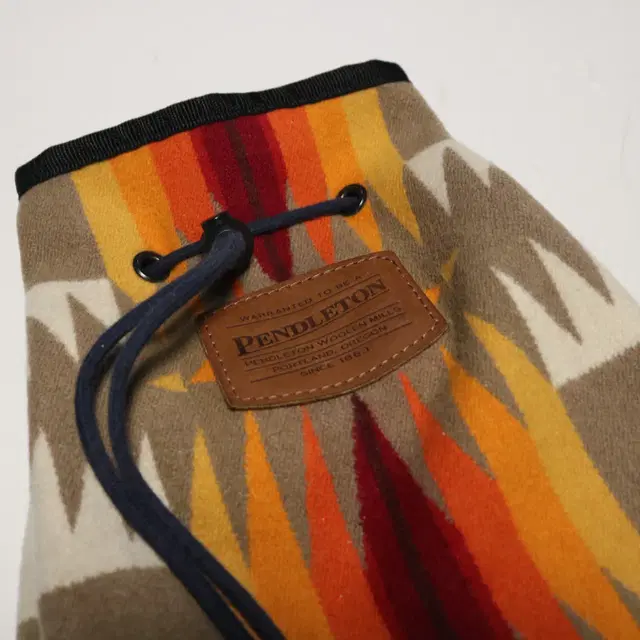 PENDLETON 펜들턴 패턴 슬링백