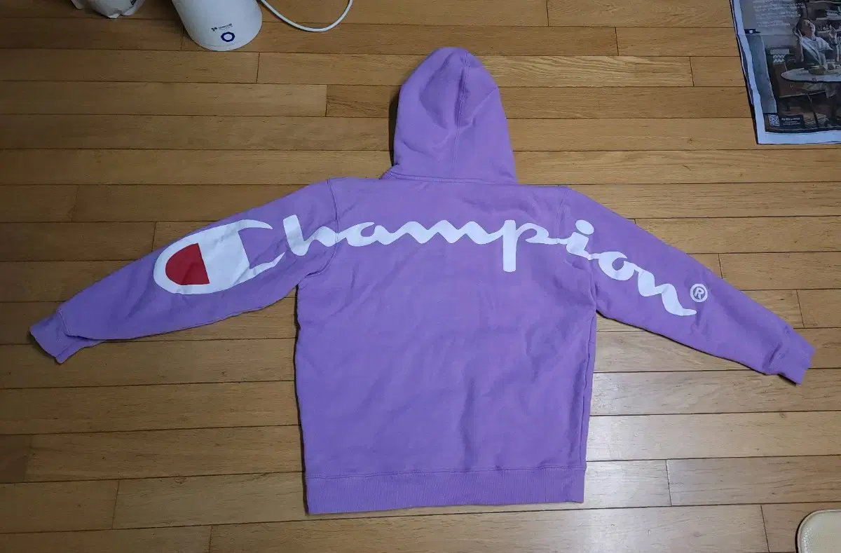 Supreme Champion Hood M