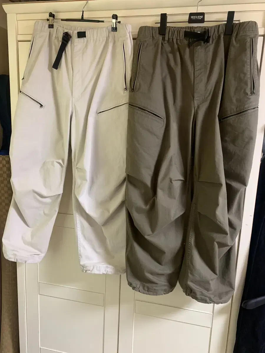 Beams balloon cargo pants size S for sale!