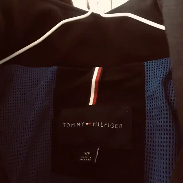 TOMMY HILFIGER