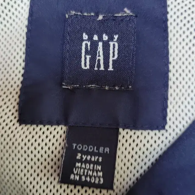 baby  GAP  바람막이  TODDLER  2years