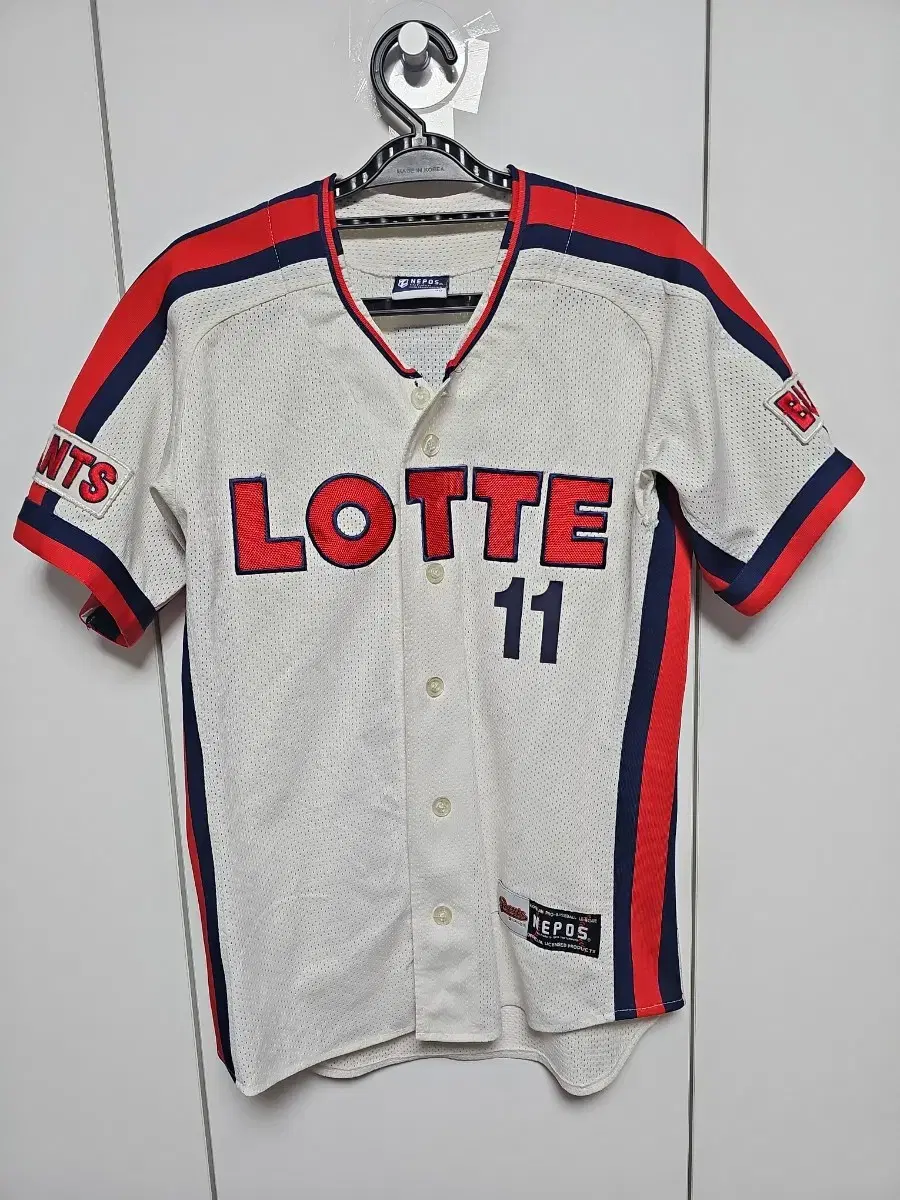 Lotte Giants Old Jersey Size 90 Choi Dong-won Player Marking for sale