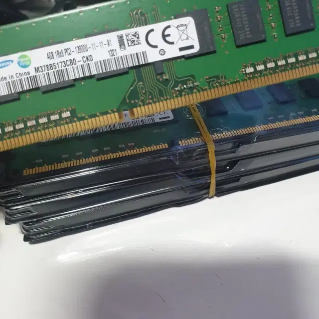 ddr3 4g 12600u 램 4개 일괄 판매합니다