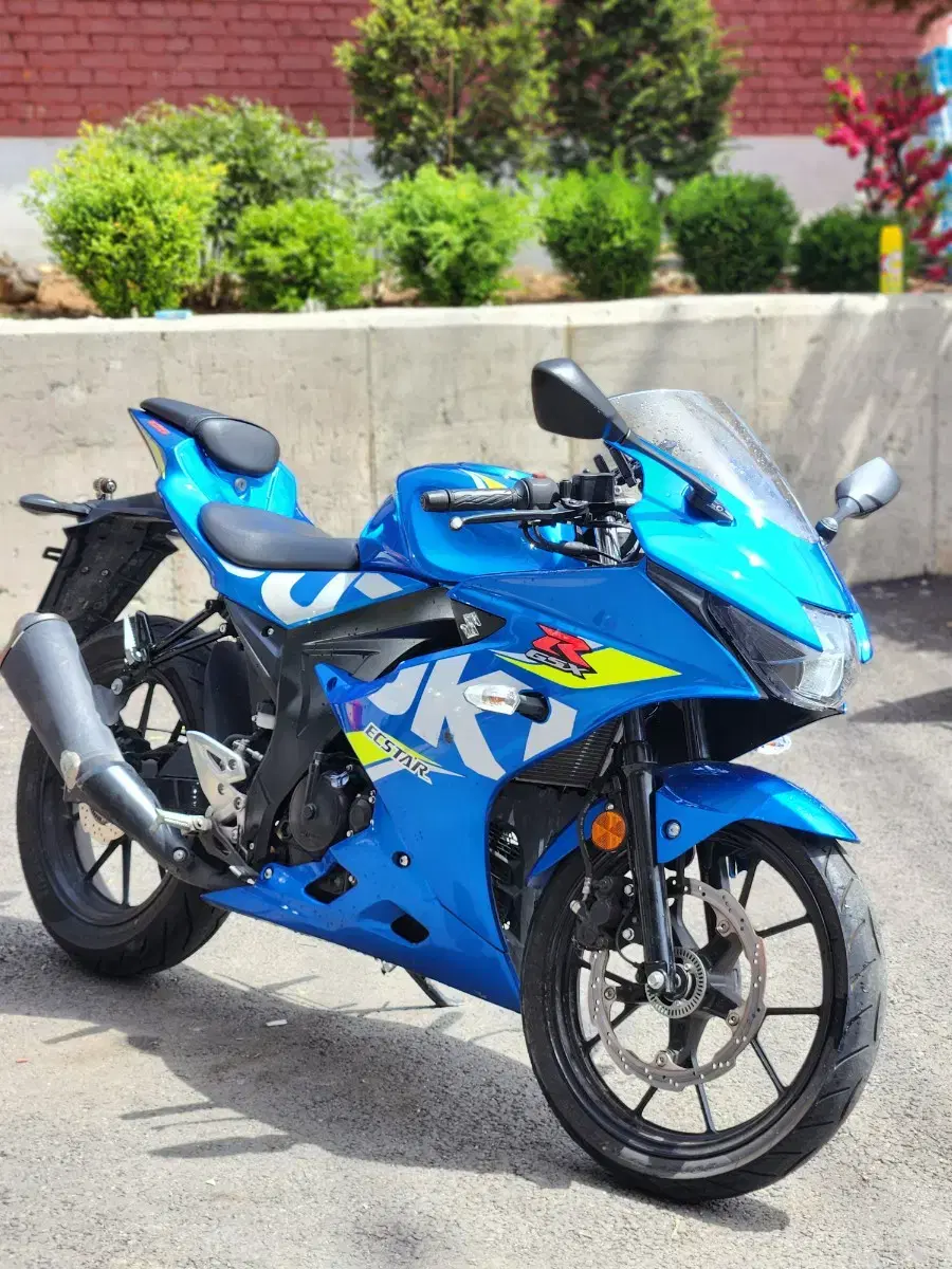 스즈끼GSXR125cc 19년식 1만키로 260만원 s급카울