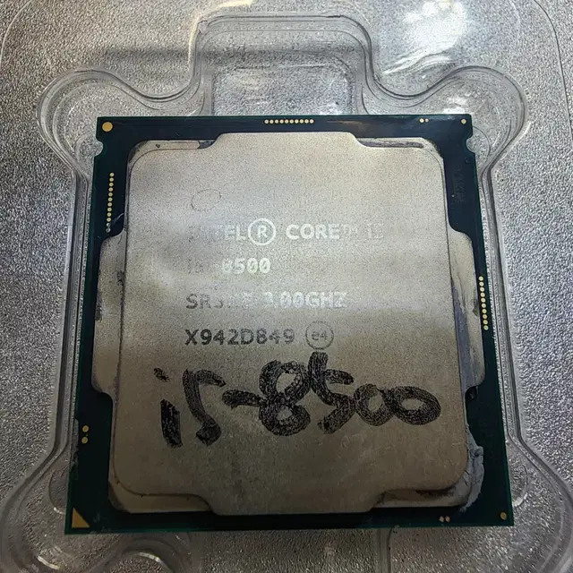 인텔 i5-8400,8500 CPU 판매 합니다.