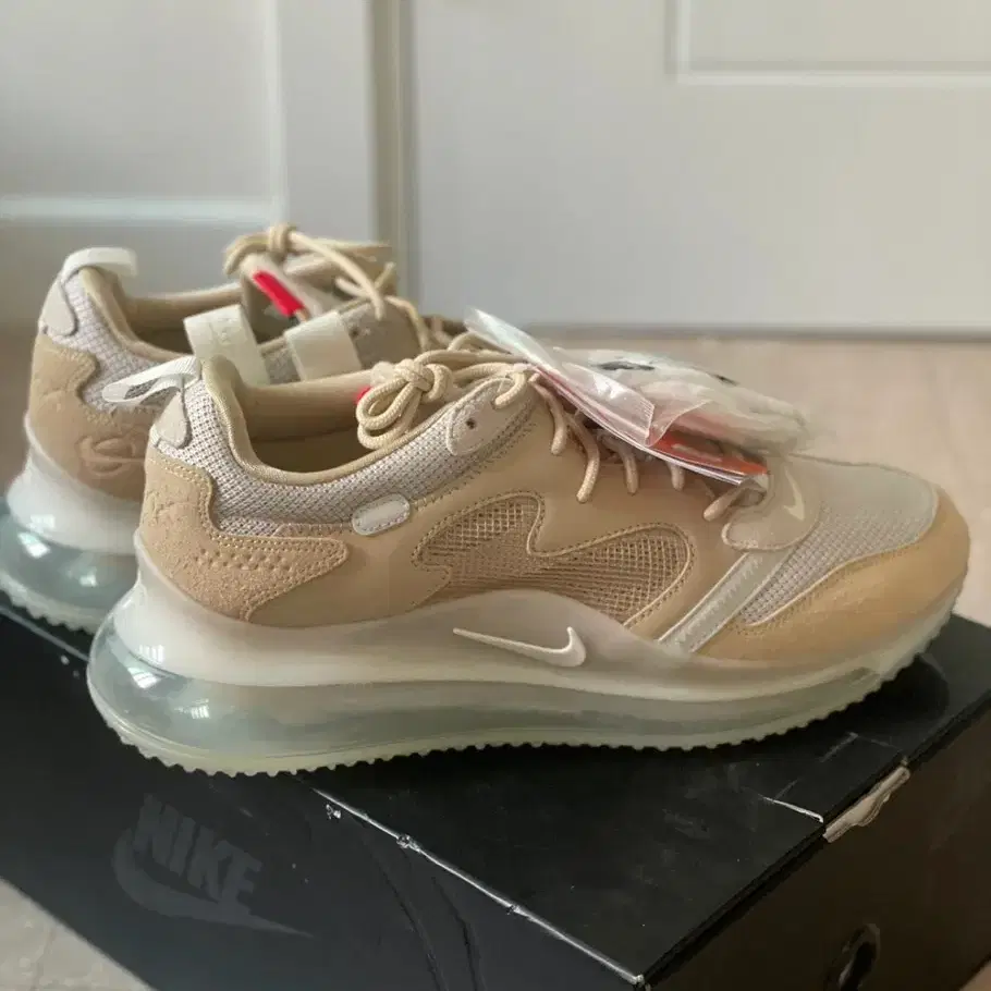 Nike Air Max 720 OBJ Desert Ore