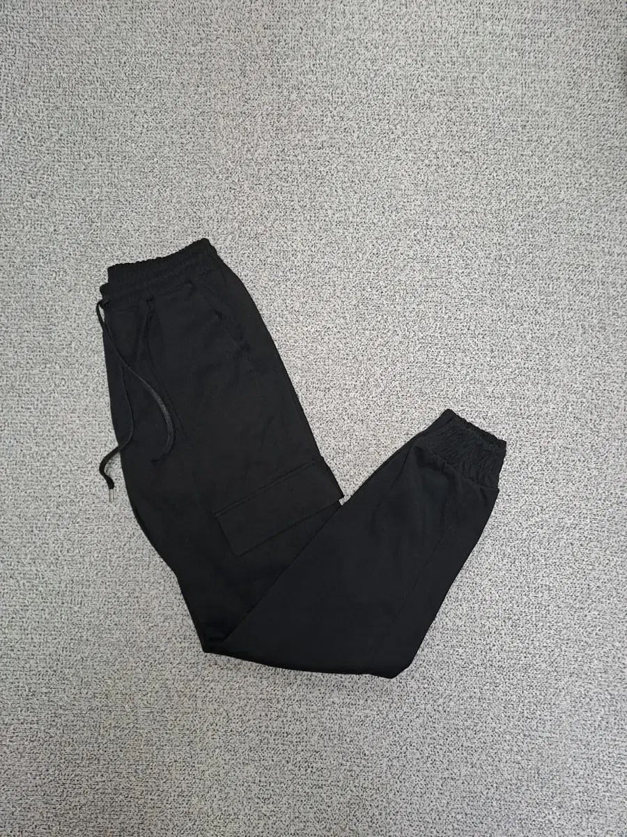 Sevilla Cargo jogger pants size 28