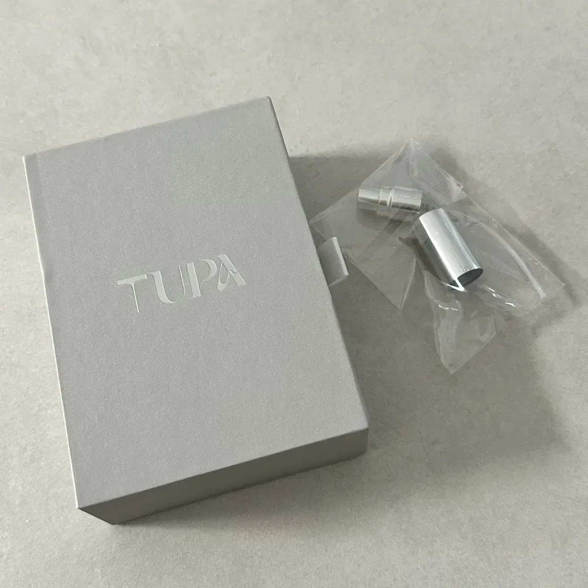 미개봉새상품) TUPA 향수 (그레이후드)