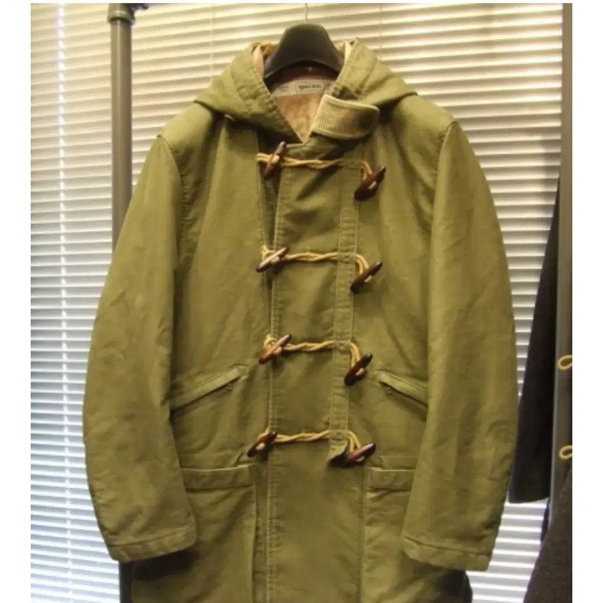 스펙테이터 더플코트(DUFFEL COAT)