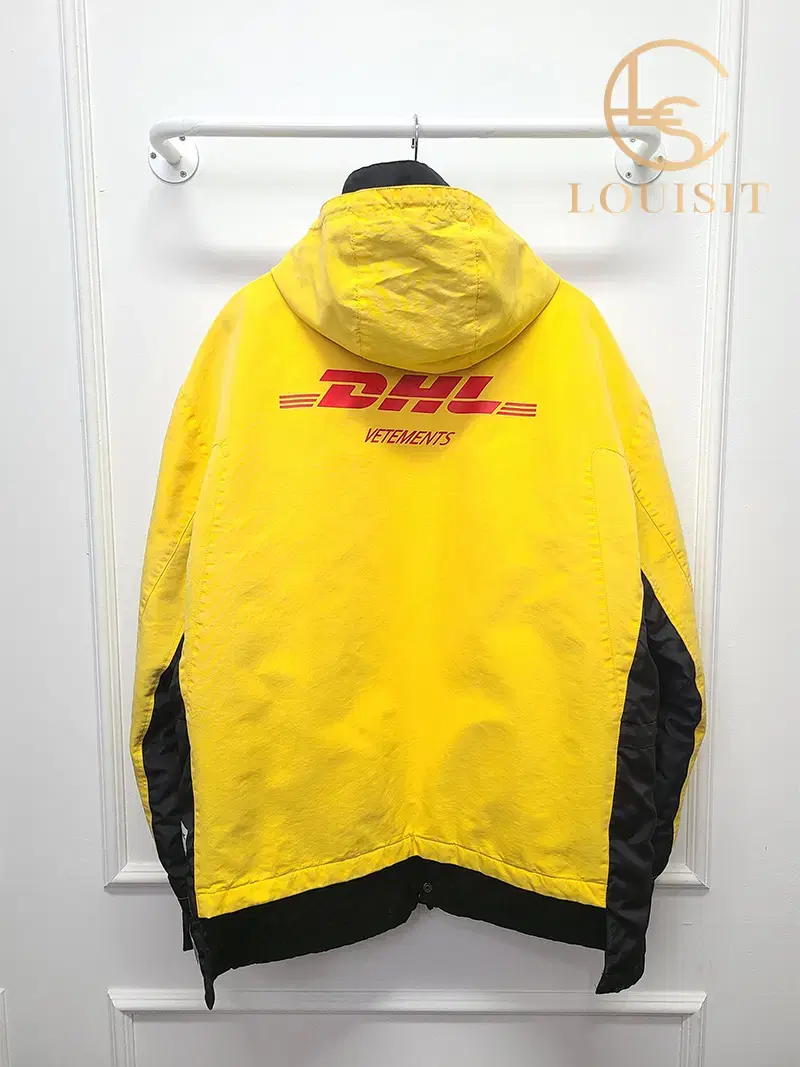 [XS] Vetements X DHL Yellow Windbreaker Puffer Jacket