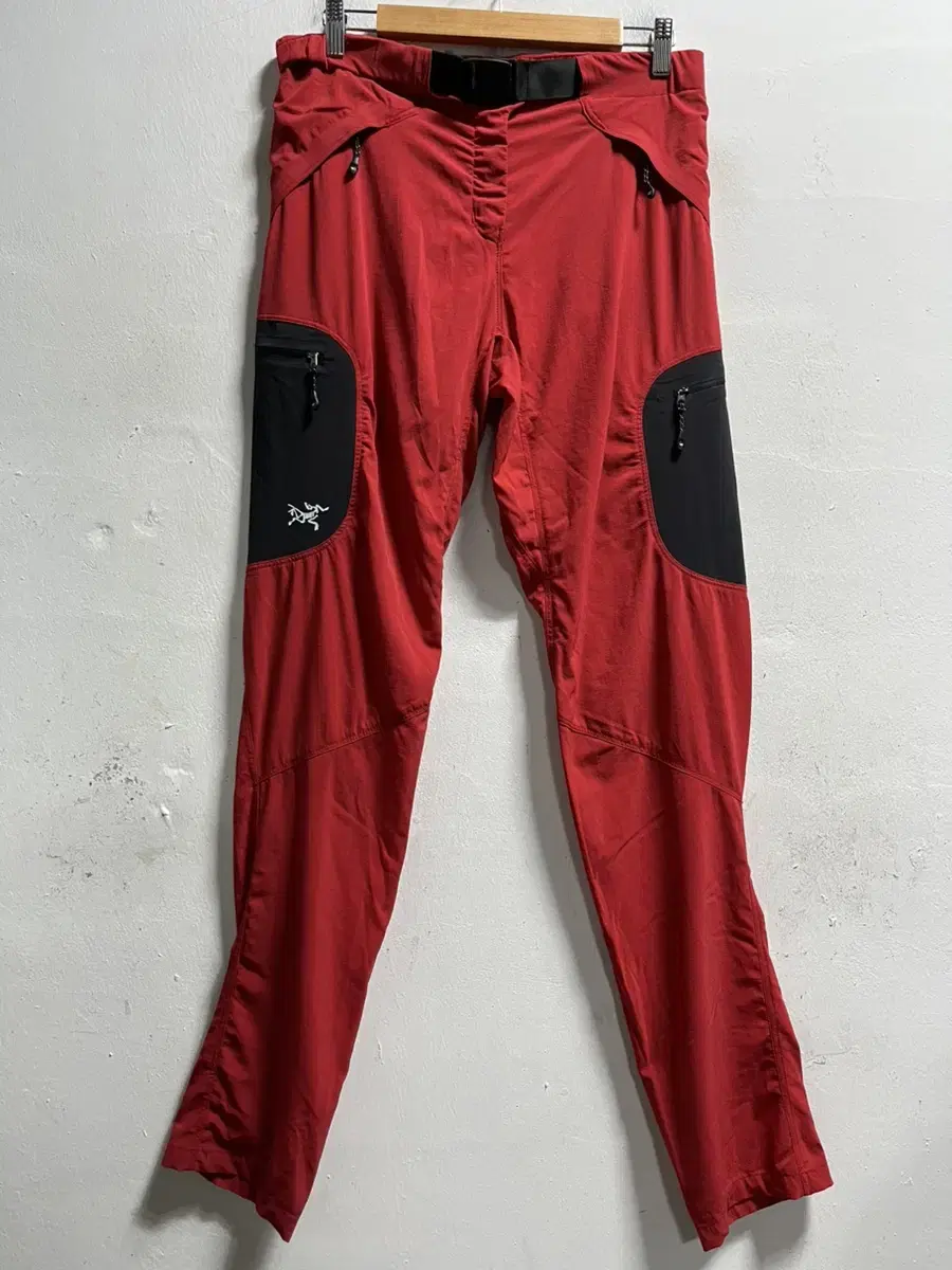 30-32 Arcturix Logo Outdoor San Functional Spandex Banded Pants Pants