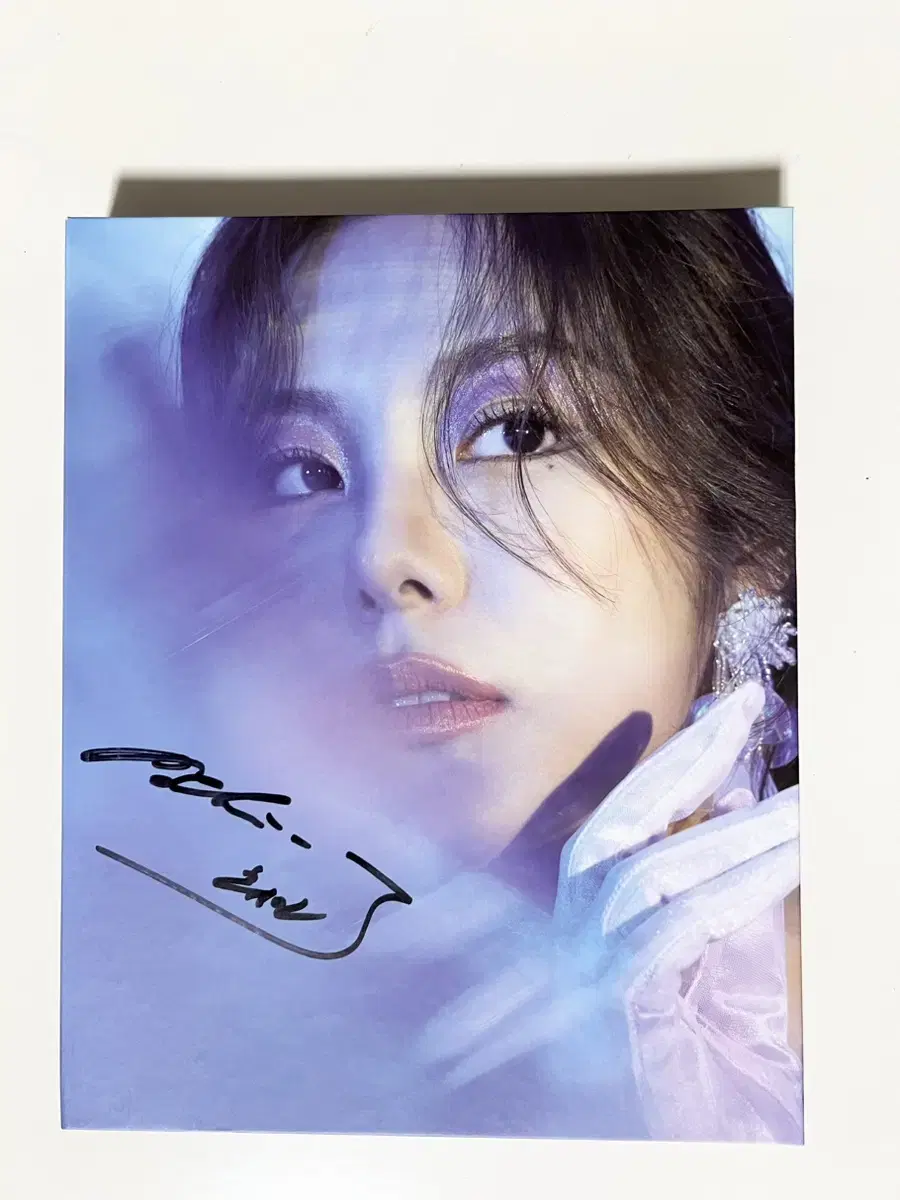 Mamamoo wheein autographed signature non-sale album