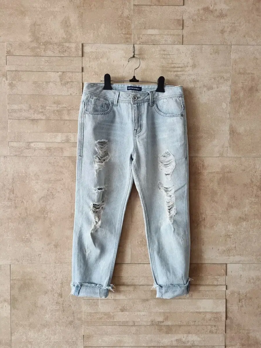 COPENHAGEN BLUE Washed Denim