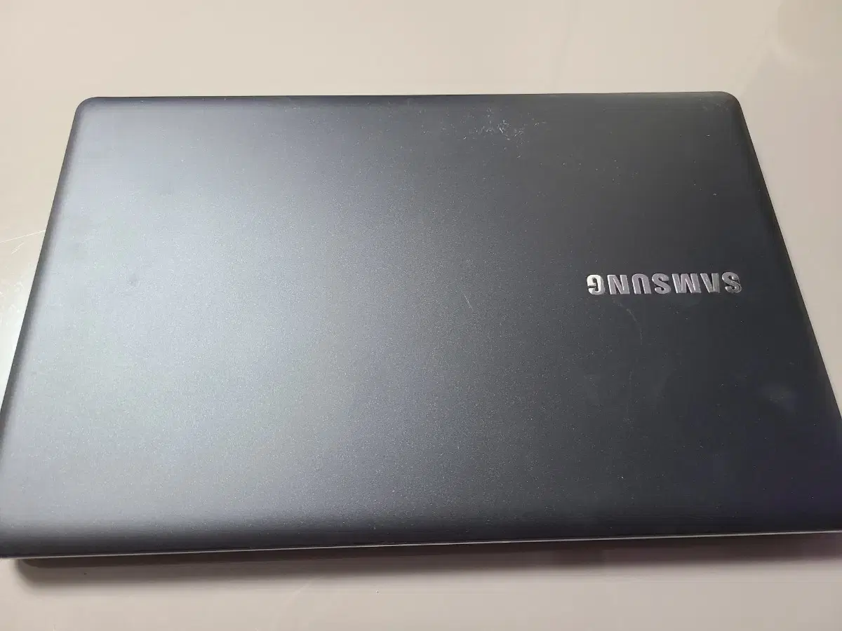 Samsung 15.6-inch office laptop in good condition