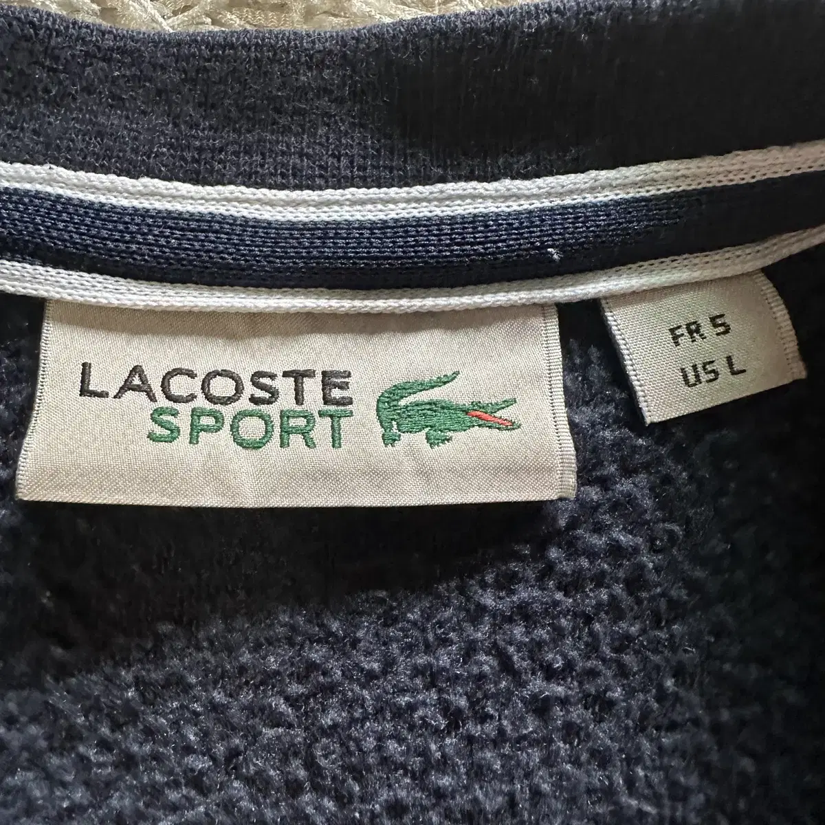 [L] 라코스테 스포츠 LACOSTE SPORT 스몰로고 맨투맨 네이비