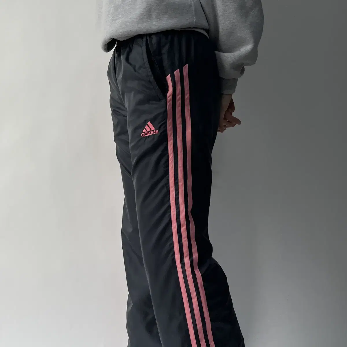 ADIDAS 00's track pants