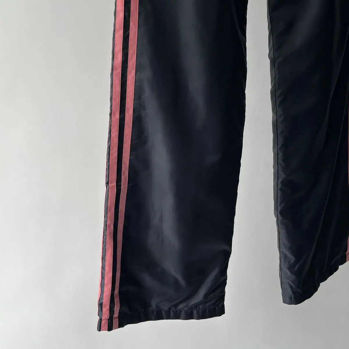 ADIDAS 00's track pants