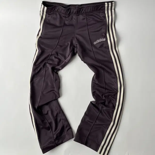 ADIDAS 00's track pants