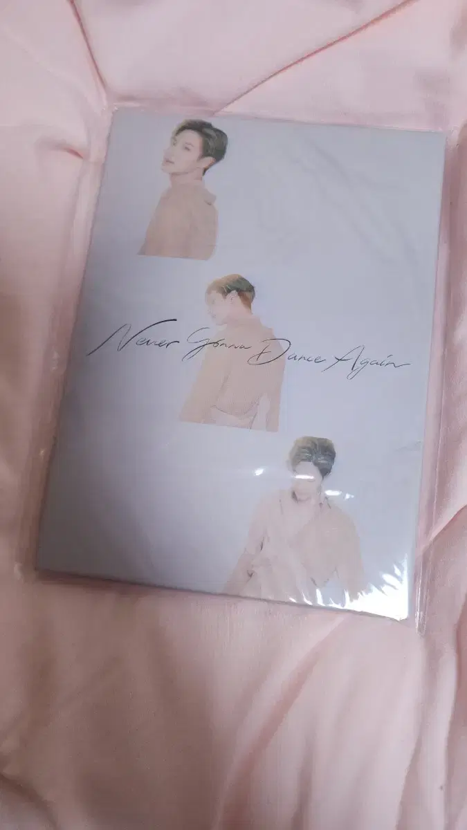 Taemin NGDA Concert Postcard + Lenticular Card