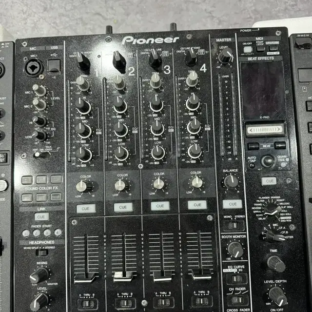 CDJ-2000 nexus