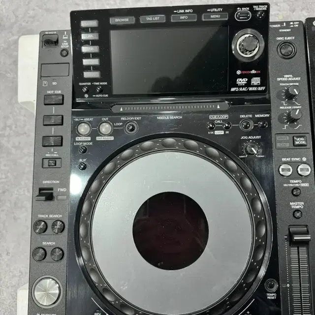 CDJ-2000 nexus