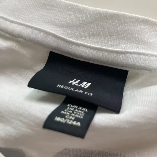 H&M 반팔 티셔츠